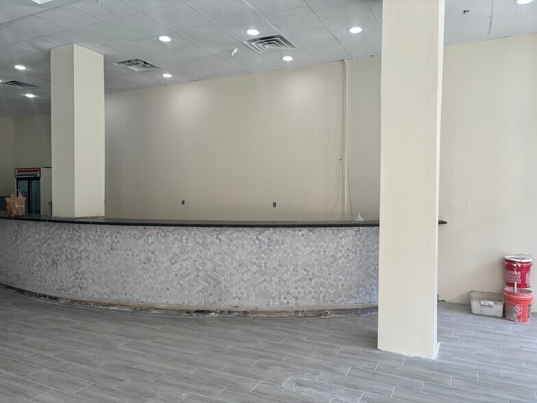 More Photos Of 24-26 E Sixth St, Cincinnati Apartments For Lease