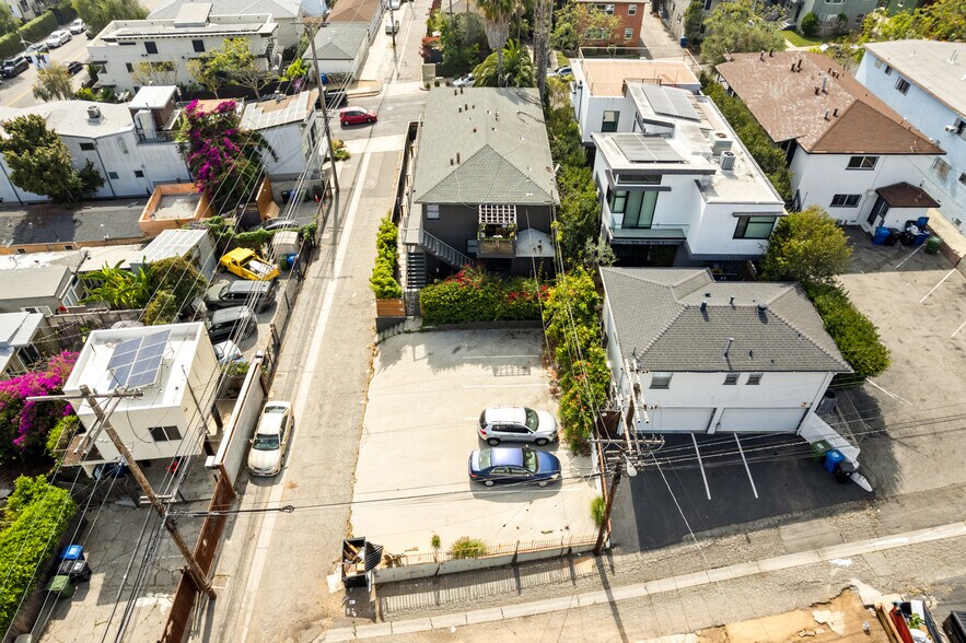 More Photos Of 250 3rd Ave, Venice Apartments For Sale
