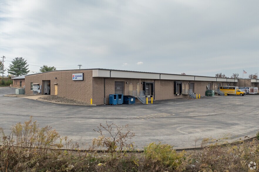 Primary Photo Of 1018-1034 Corporate Ln, Export Light Manufacturing For Lease