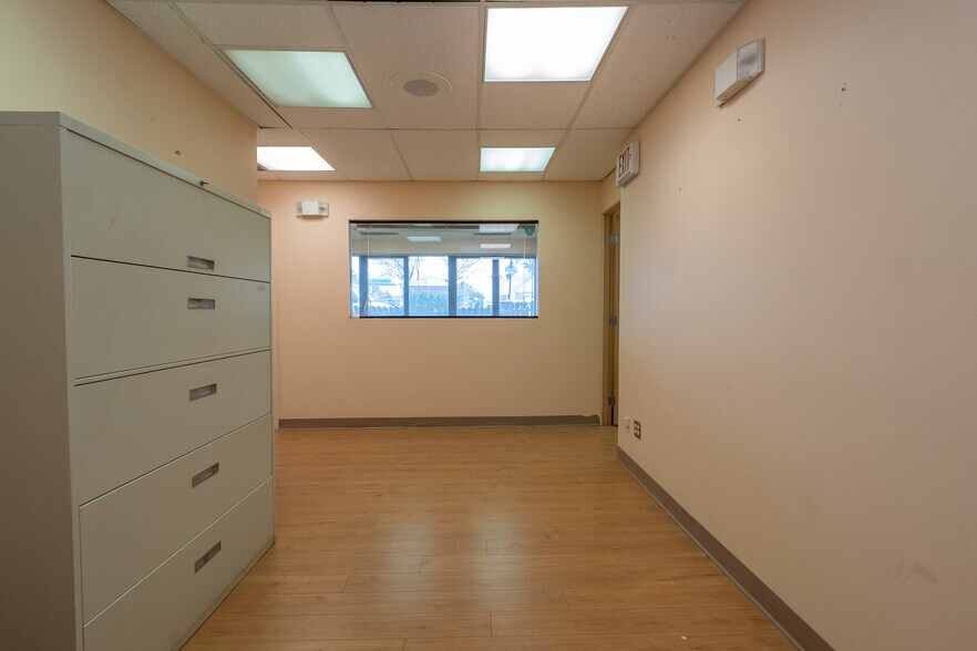 More Photos Of 622 Georges Rd, North Brunswick Medical For Sale