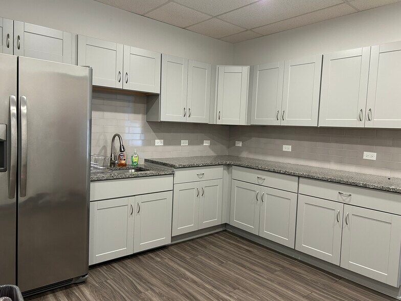 More Photos Of 51 Haddonfield Rd, Cherry Hill Office For Lease