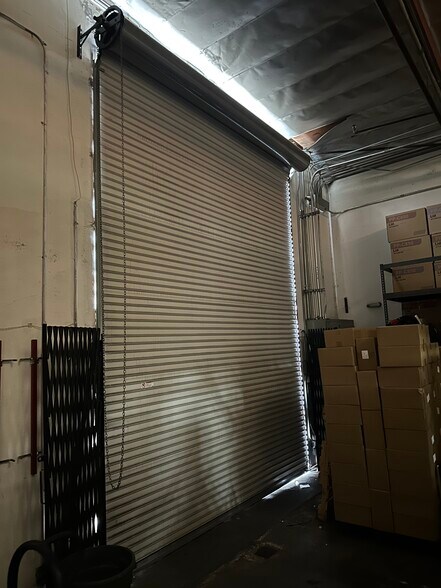 More Photos Of 10742-10752 Noel St, Los Alamitos Light Manufacturing For Sale