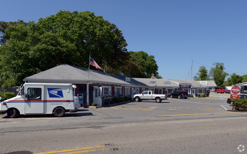 Primary Photo Of 216 Route 28, West Harwich General Retail For Lease