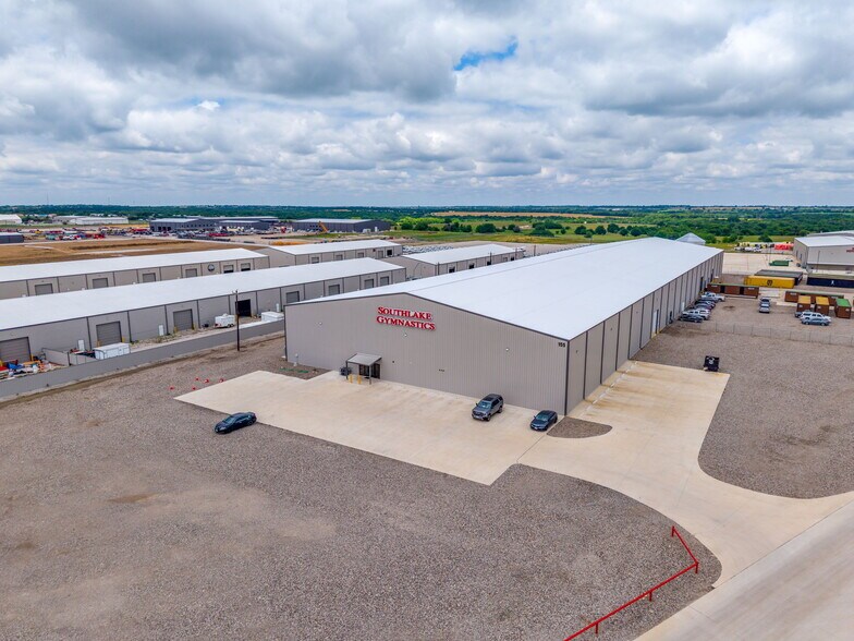 More Photos Of 155 Tiger, Rhome Warehouse For Sale