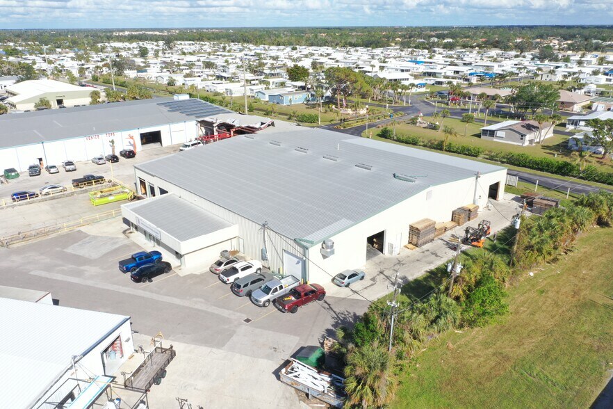 More Photos Of 248 James St, Venice Warehouse For Sale