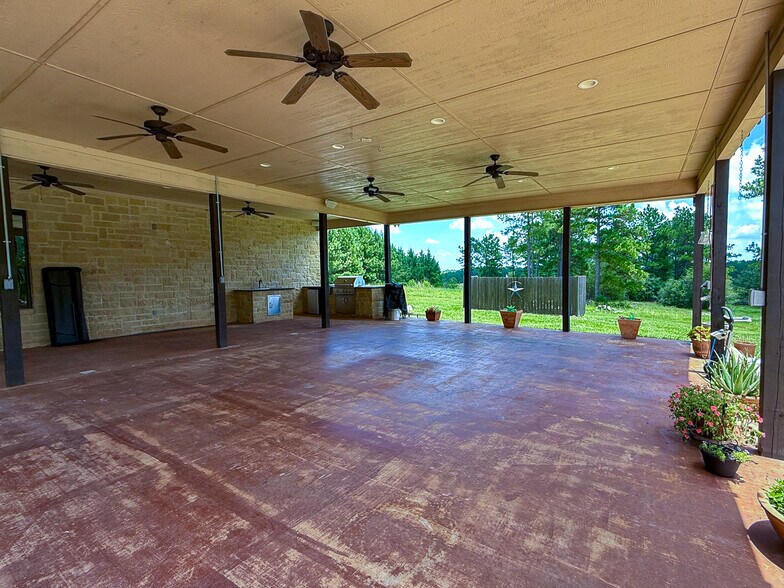 More Photos Of 1682 FM 980 Rd, Huntsville Land For Sale