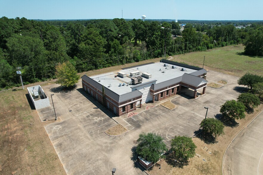 More Photos Of 200 Renaissance Way, Crockett Medical For Sale