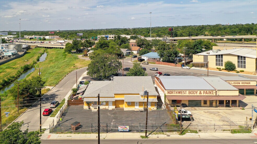 More Photos Of 1222 Fredericksburg Rd, San Antonio Daycare Center For Sale