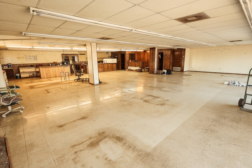 More Photos Of 5105 W Loop 281 S, Longview Industrial For Sale