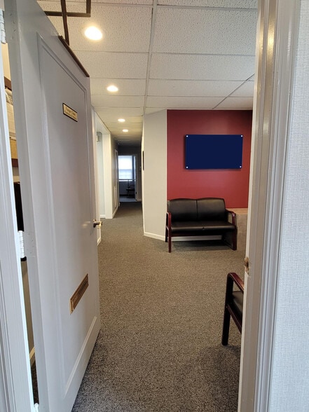 More Photos Of 26 Madison Ave, Morristown Medical For Lease
