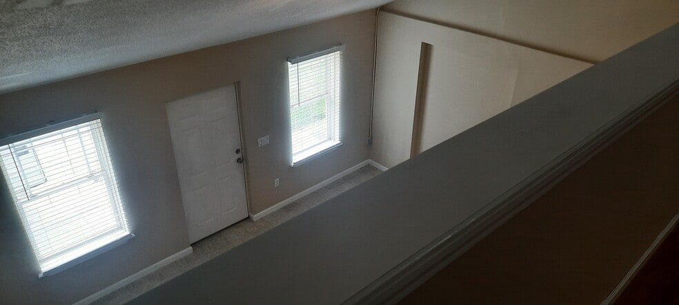 More Photos Of 6615 Dorothy Ln, Jonesboro Office Residential For Lease