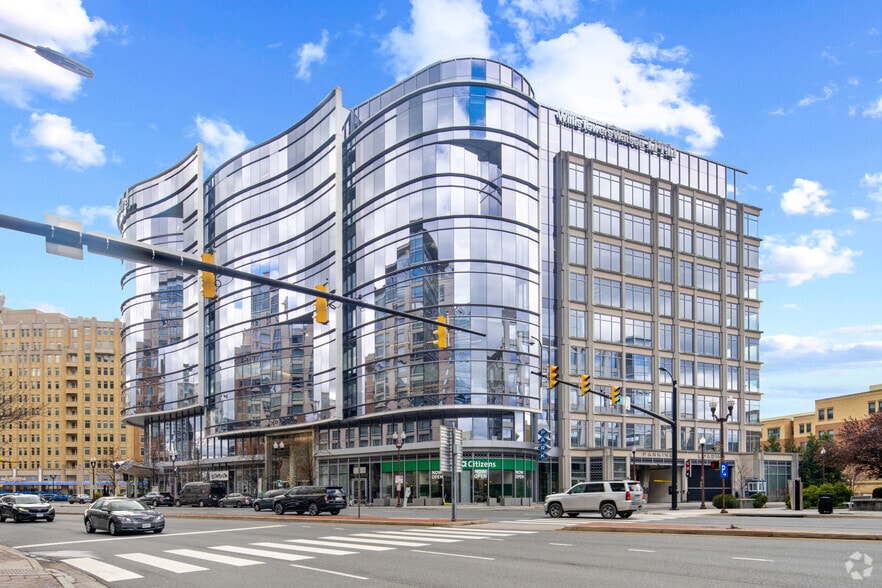 More Photos Of 800 N Glebe Rd, Arlington Office For Lease