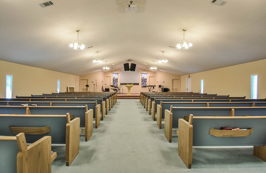 More Photos Of 1107 Weatherford Hwy, Granbury Religious Facility For Sale