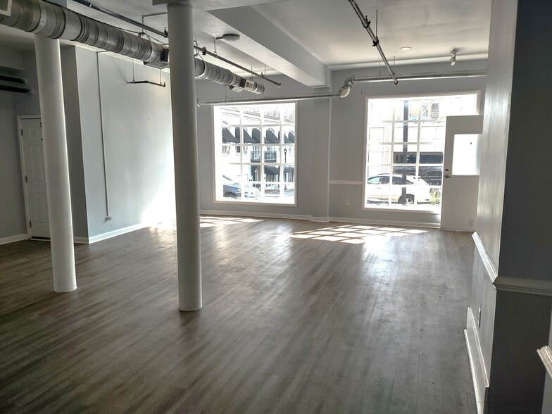 More Photos Of 801 Church St, Lynchburg Office Residential For Lease