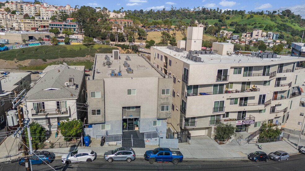 More Photos Of 845 Bunker Hill Ave, Los Angeles Apartments For Sale