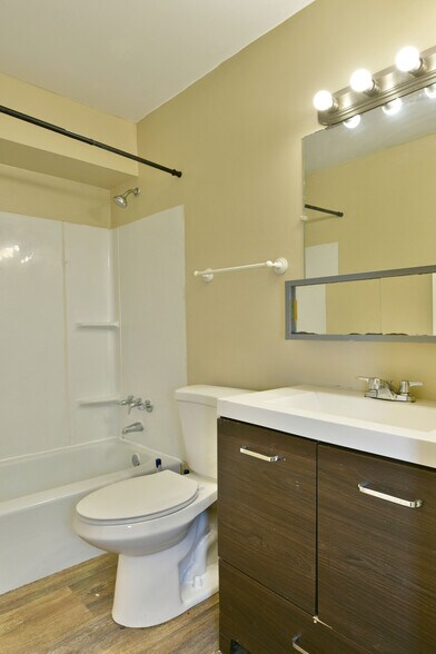 More Photos Of 203-205 Churchill Hubbard Rd, Youngstown Apartments For Sale
