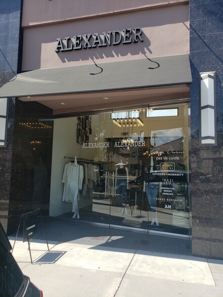 More Photos Of 73730 El Paseo, Palm Desert Storefront Retail Office For Lease
