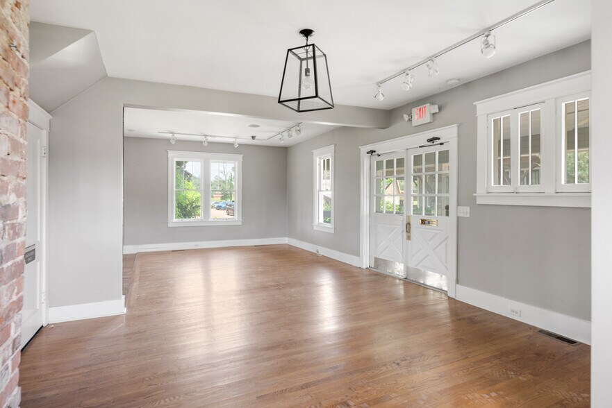 More Photos Of 4125 Whites Creek Pike, Whites Creek Unknown For Lease