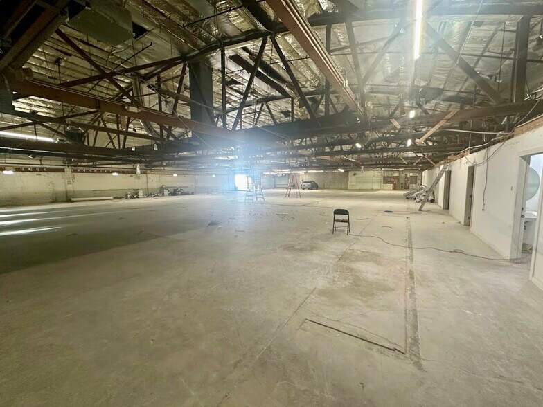 More Photos Of 1901 1st St, San Fernando Manufacturing For Sale