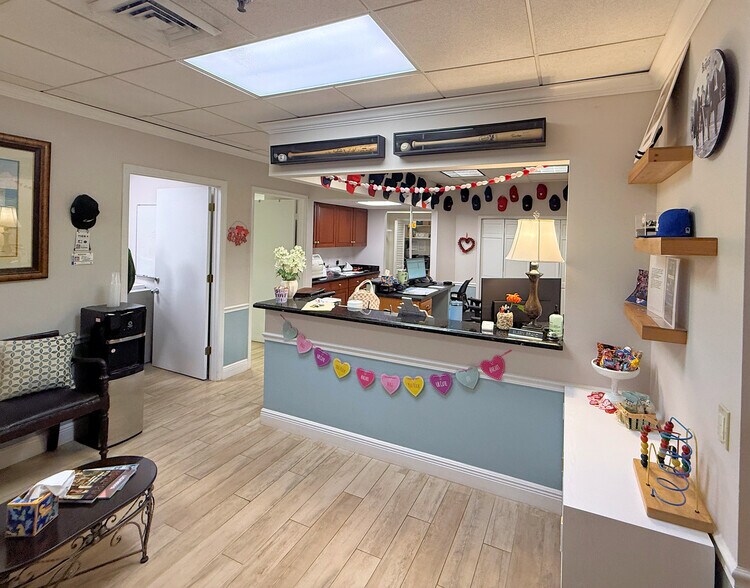 More Photos Of 2141 S Alternate A1A Hwy, Jupiter Medical For Sale