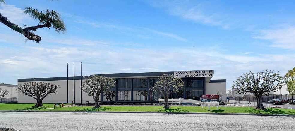 More Photos Of 510 W Carob St, Compton Manufacturing For Lease