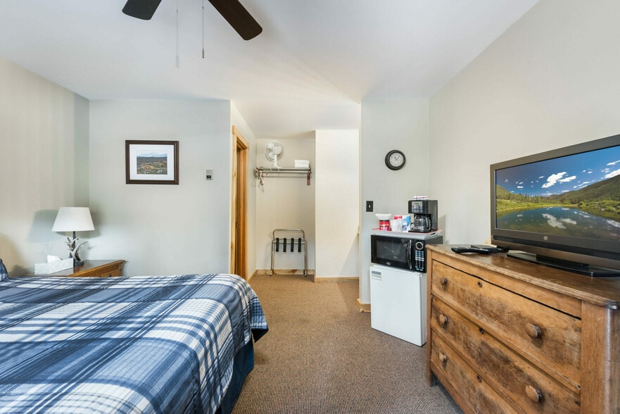 More Photos Of 1130 W Elkhorn Ave, Estes Park Hotel For Sale