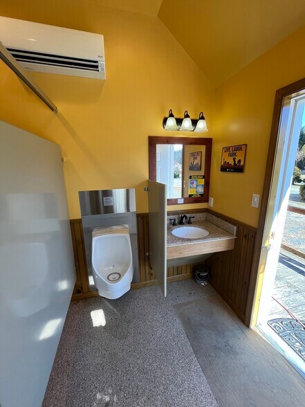 More Photos Of 5996 Augustine Herman Hwy, Cecilton Land For Lease