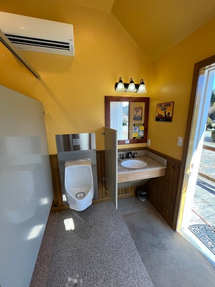 More Photos Of 5996 Augustine Herman Hwy, Cecilton Land For Lease