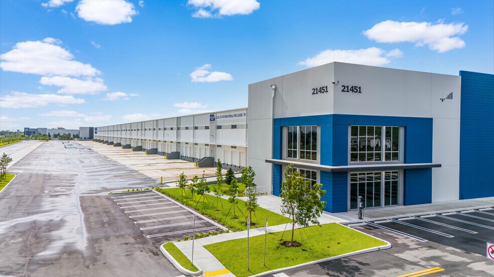 More Photos Of 21500 NW 47th Ave, Miami Gardens Unknown For Lease