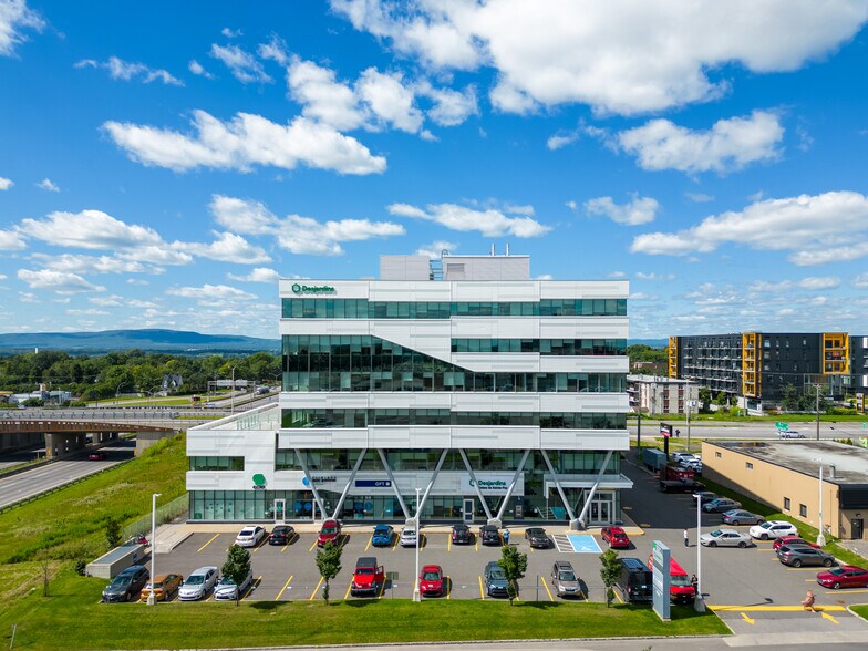Primary Photo Of 990 Av de Bourgogne, Québec Medical For Lease