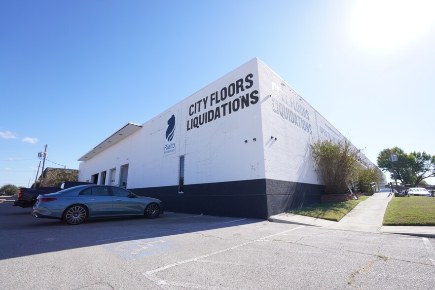 Primary Photo Of 10830 Composite Dr, Dallas Warehouse For Sale