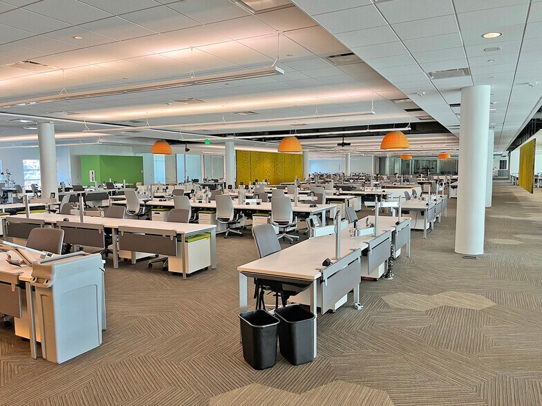 More Photos Of 10441 University Center Dr, Tampa Office For Lease