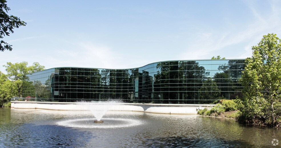 More Photos Of 4301 Dominion Blvd, Glen Allen Office For Lease