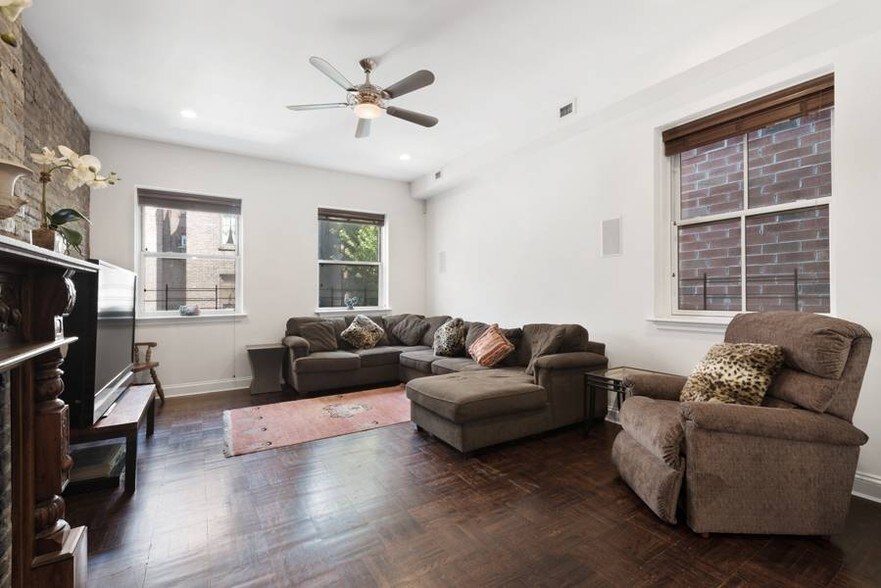 More Photos Of 321 E 84th St, New York Apartments For Sale