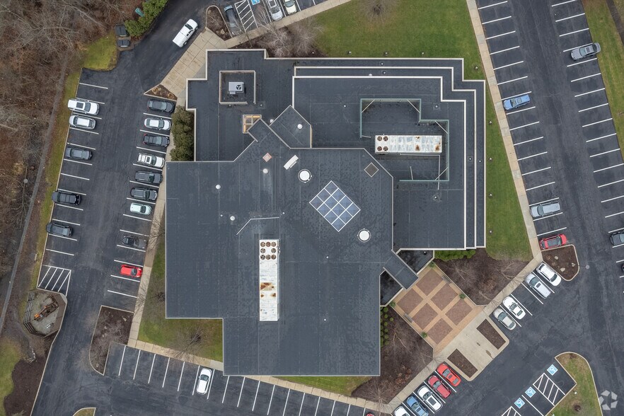 More Photos Of 4040 Embassy Pky, Akron Office For Lease