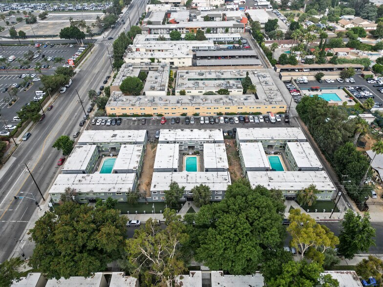More Photos Of , Canoga Park Multifamily For Sale