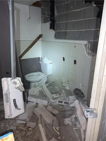 More Photos Of 245 SE 45th St, Oklahoma City Religious Facility For Sale