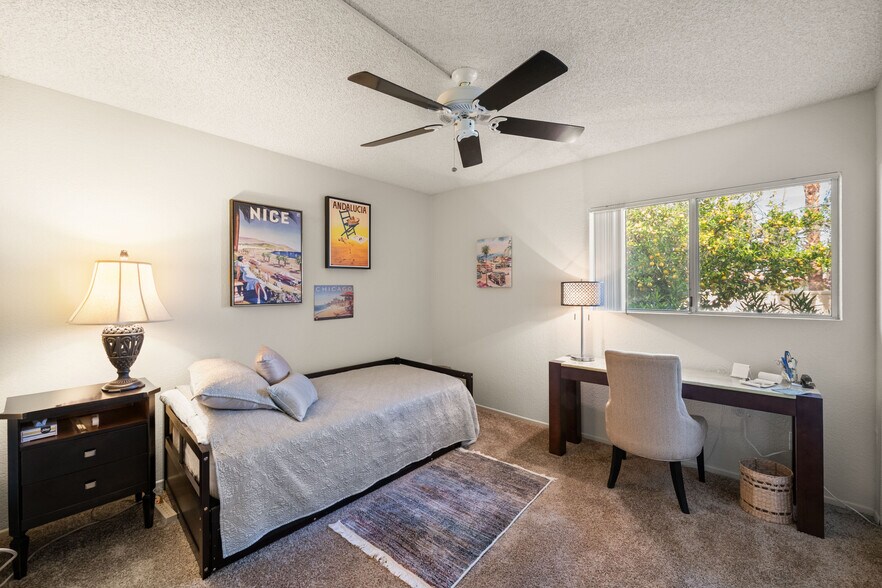 More Photos Of 72805 Park View Dr, Palm Desert Apartments For Sale