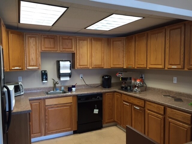 More Photos Of 14960 Woodcarver Rd, Colorado Springs Office For Sale