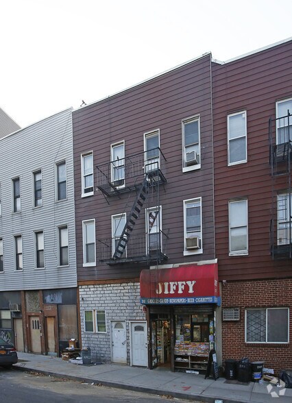 Primary Photo Of 202 Nassau Ave, Brooklyn Apartments For Sale