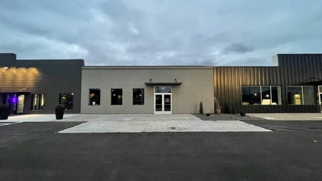 More Photos Of 4020 Pontoon Rd, Granite City Unknown For Lease