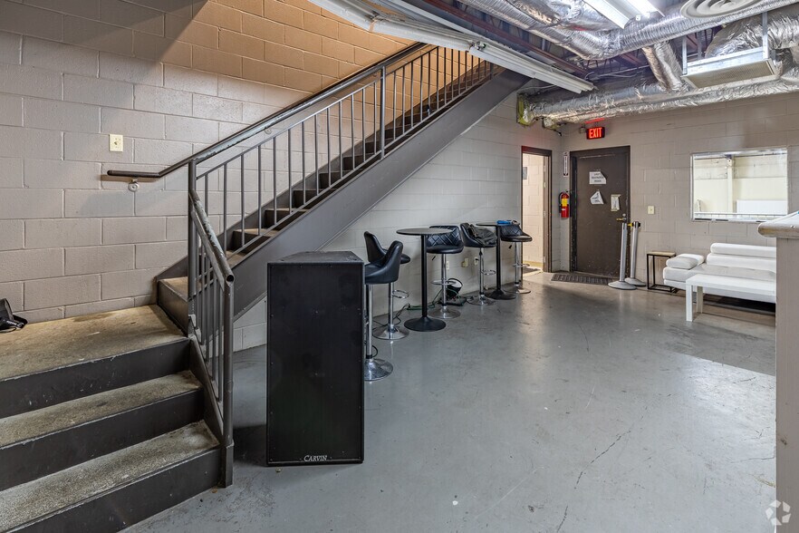 More Photos Of 351 Marietta St NW, Atlanta Service For Sale