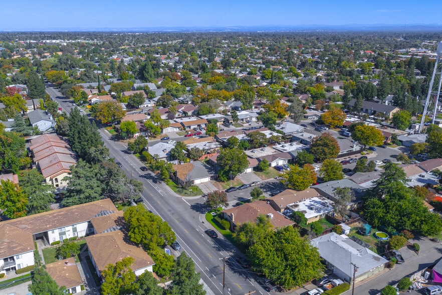 More Photos Of , Sacramento Multifamily For Sale