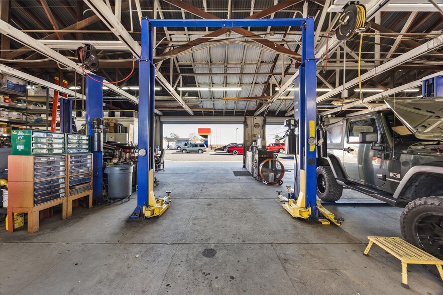 More Photos Of 230 E Tehachapi Blvd, Tehachapi General Retail For Sale