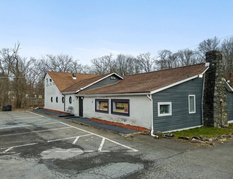More Photos Of 2080 Milford Rd, East Stroudsburg Restaurant For Lease