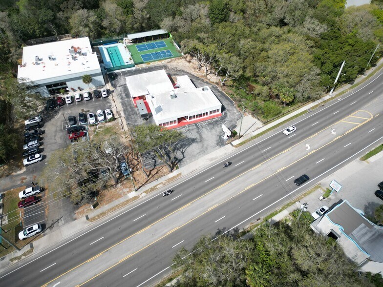 More Photos Of 1035 Anastasia Blvd, Saint Augustine Restaurant For Sale