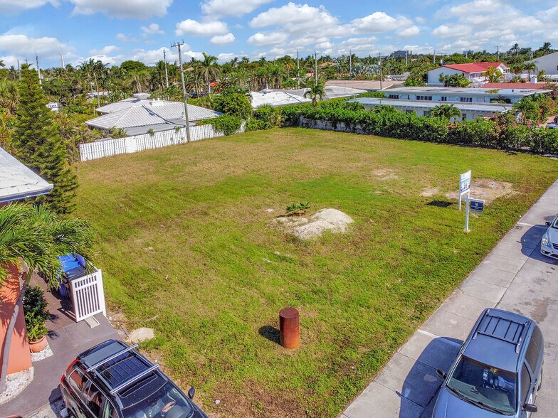 More Photos Of 4433 Poinciana St, Lauderdale By The Sea Land For Sale