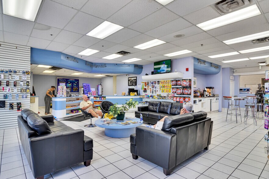 More Photos Of 75015 Sheryl Ave, Palm Desert Carwash For Sale