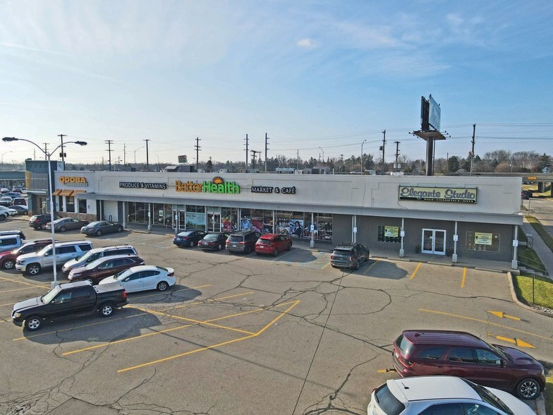 More Photos Of 301-325 N Clippert St, Lansing Unknown For Lease