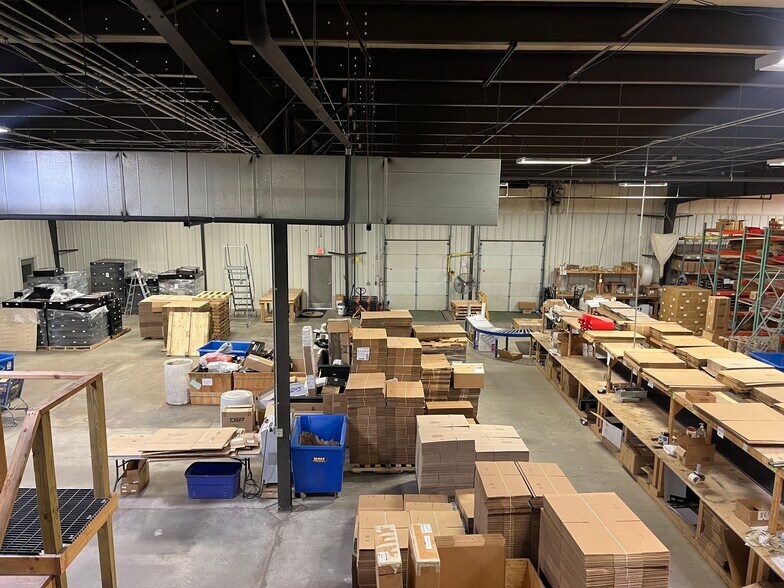 More Photos Of 107 Industrial Park Rd, Story City Warehouse For Sale